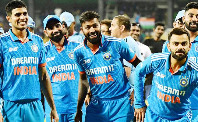 team-india_20_281_29.jpg