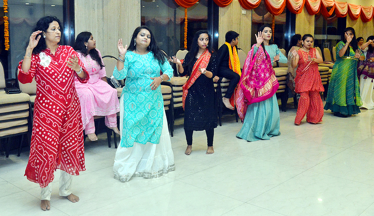 Dasara_20Dandiya_20Dance_20in_202023_20Photos-16.jpg 16