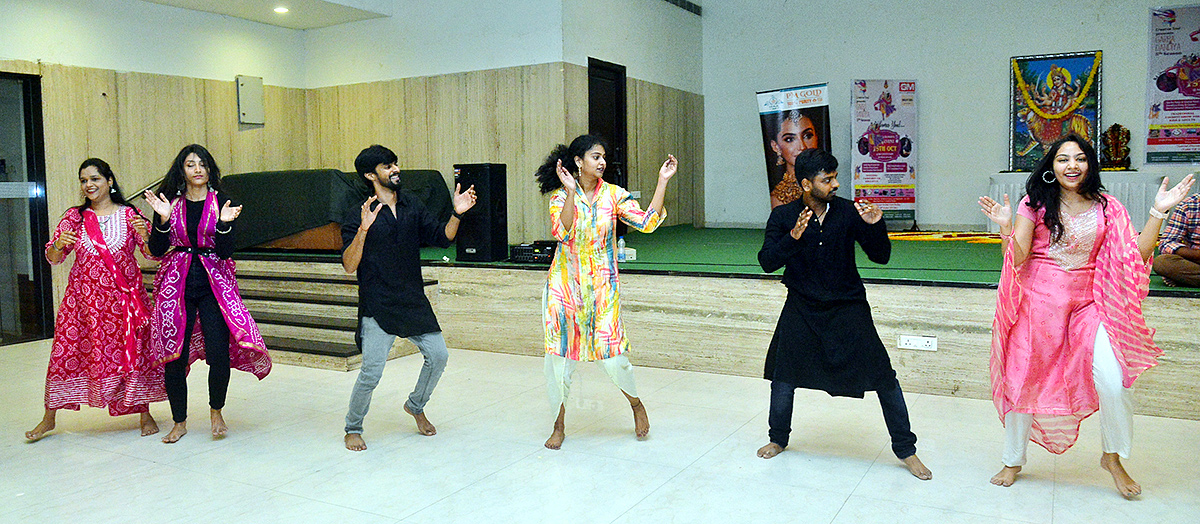 Dasara_20Dandiya_20Dance_20in_202023_20Photos-18.jpg 18
