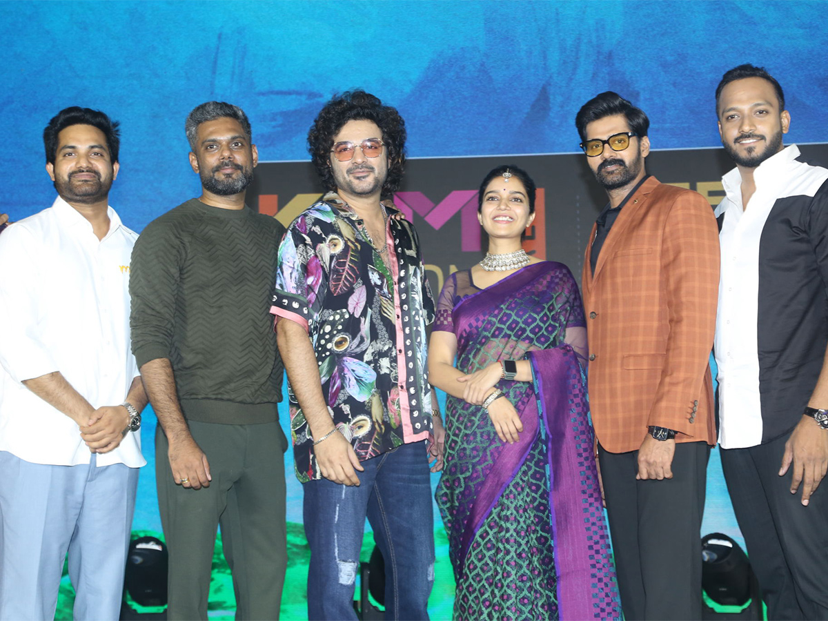 Month_20Of_20Madhu_20Pre_20Release_20Event_20LIVE_20Photos-11.jpg 11