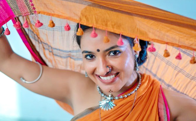 Rathika-Rose-10.jpg 6