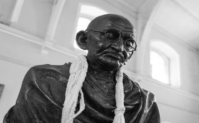 gandhi-3.jpg