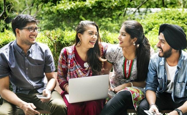 indianstudents_img.jpg