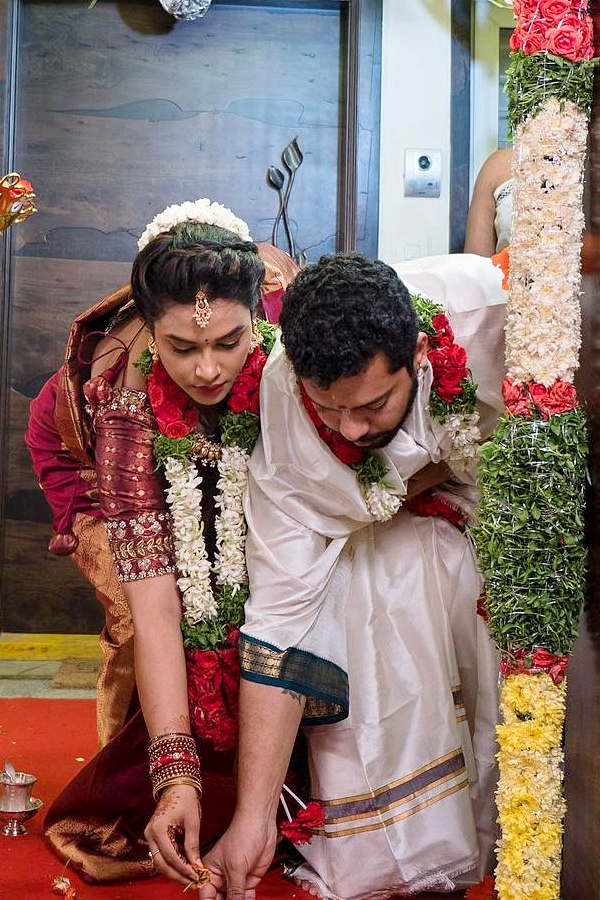 Bigg_20Boss_20Hari_20Teja_20comments_20Goes_20Viral_20About_20Her_20Divorce_20Photos_1.jpg 2