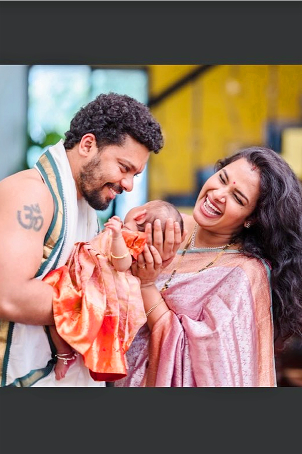 Bigg_20Boss_20Hari_20Teja_20comments_20Goes_20Viral_20About_20Her_20Divorce_20Photos_15.jpg 16