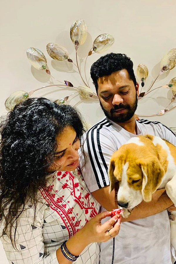 Bigg_20Boss_20Hari_20Teja_20comments_20Goes_20Viral_20About_20Her_20Divorce_20Photos_6.jpg 7