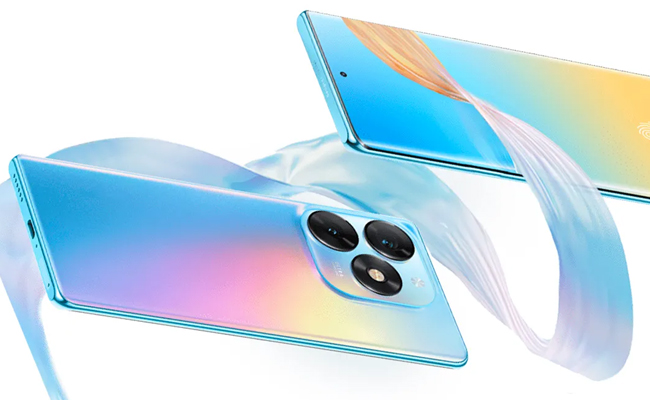 itel-3d-curved-smartphone.jpg
