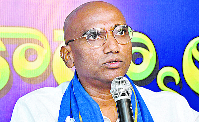 praveen_20kumar.jpg