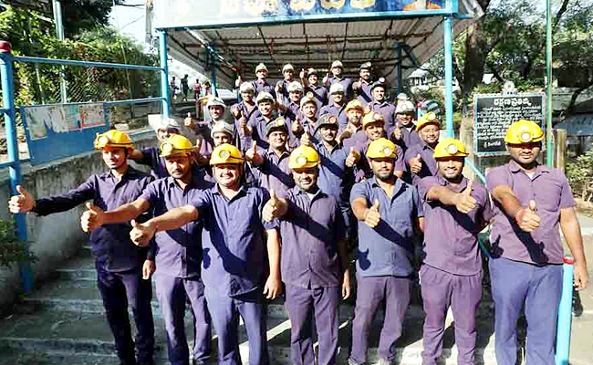 Singareni-Workers.jpg