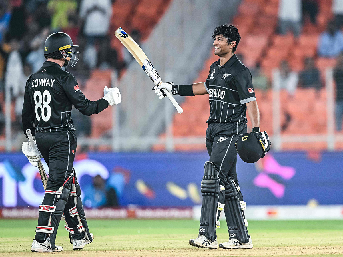 England_20and_20New_20Zealand_20at_20the_20Narendra_20Modi_20Stadium_20in_20Ahmedabad-1.jpg 1