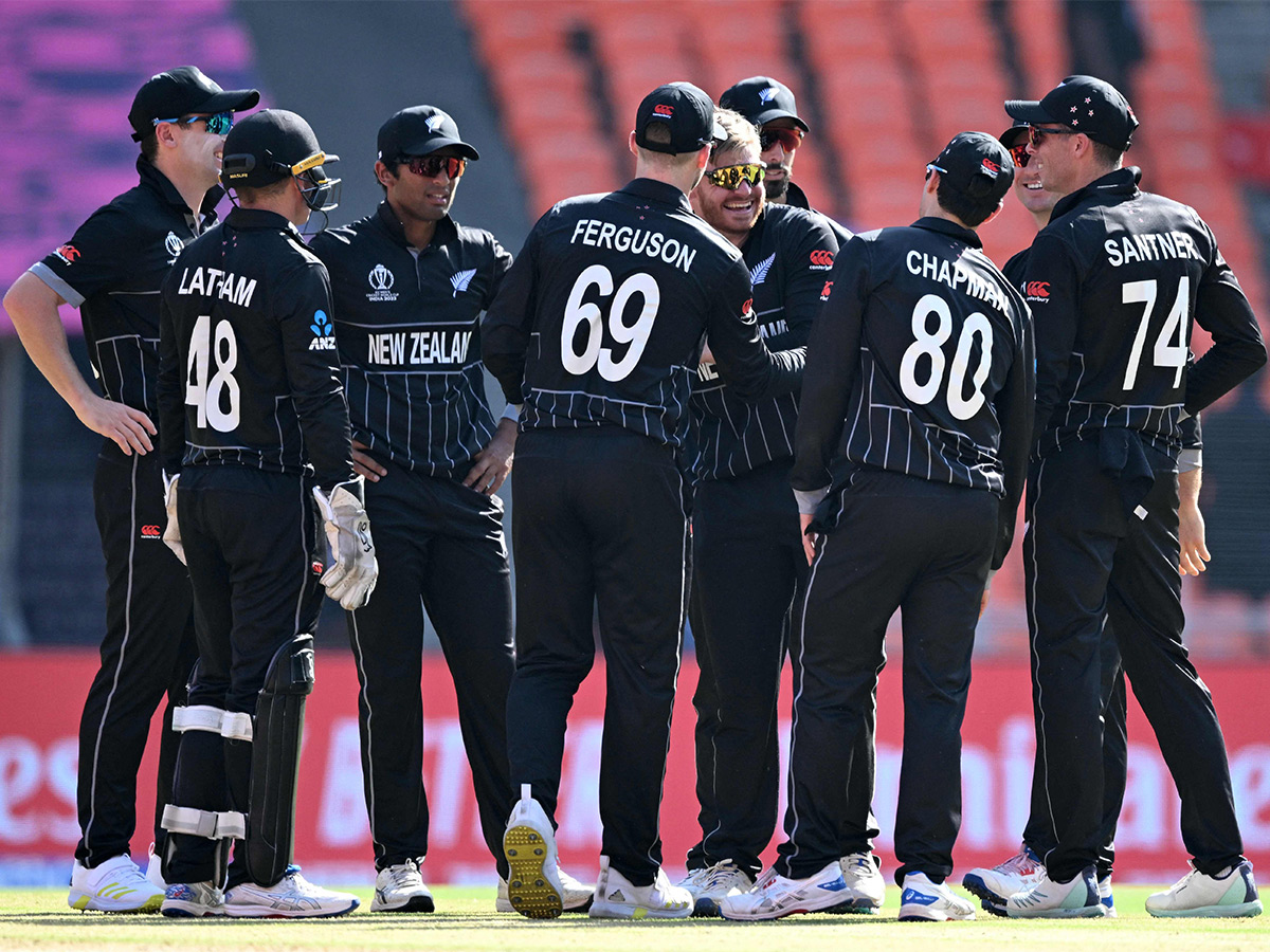 England_20and_20New_20Zealand_20at_20the_20Narendra_20Modi_20Stadium_20in_20Ahmedabad-9.jpg 9