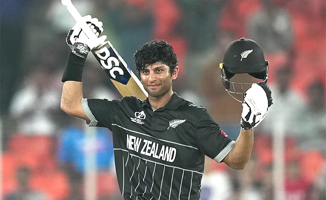 New-Zealand_27s-batter-Rachin-Ravindra.jpg