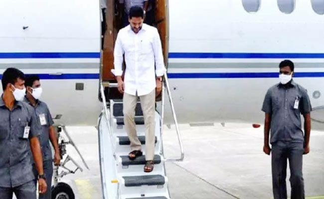 Jagan-Delhi-Tour.jpg