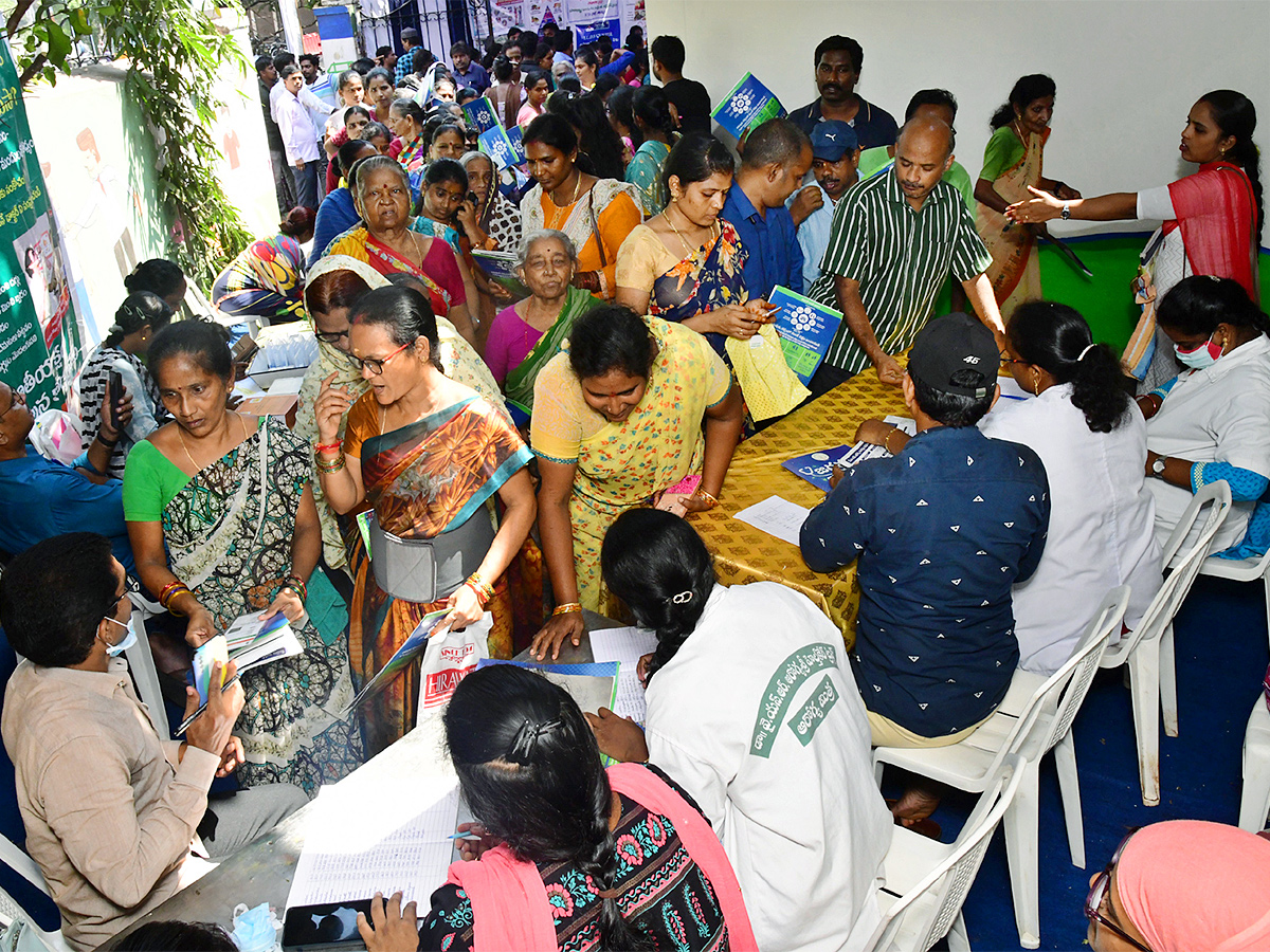 Jagananna_20Arogya_20Suraksha_20Photos-13.jpg 13