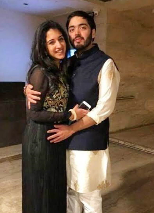Radhika_Merchant_4.jpg 5