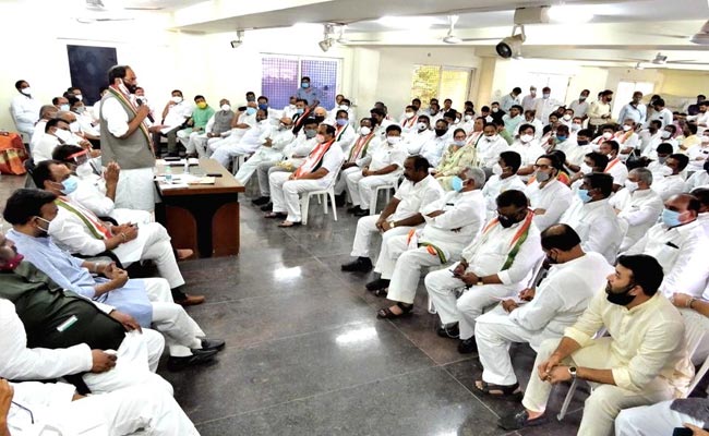 CongressScreeningCommitte_i_0.jpg
