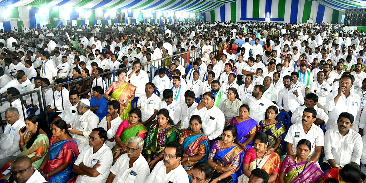 YSRCP_20Representatives_20Summit_20at_20Vijayawada-11.jpg 11