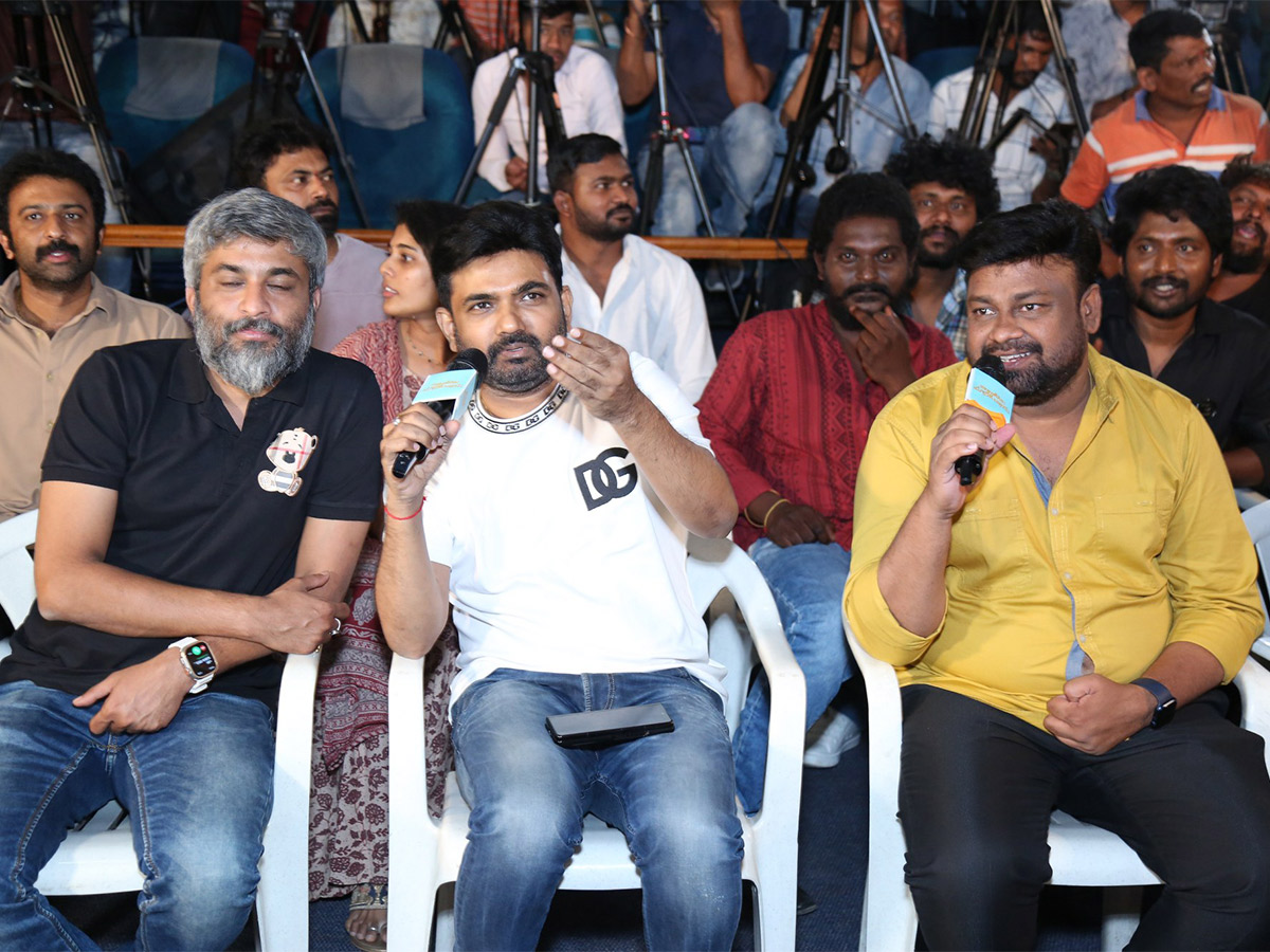 Ambajipeta_20Marriage_20Band_20Teaser_20Launch_20Event_20Photos-15.jpg 15