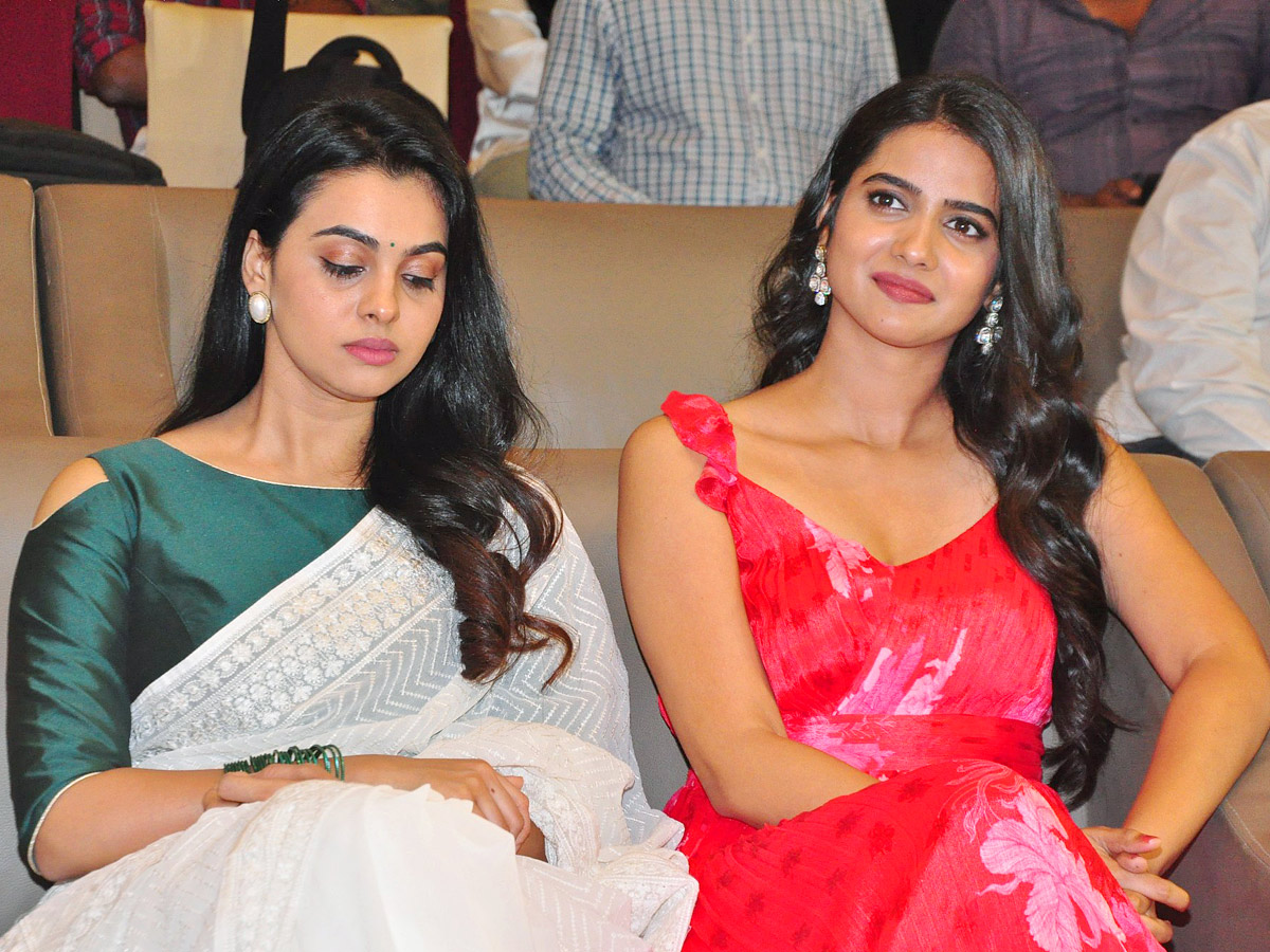MAD_20Movie_20Team_20Success_20Celebrations_20photos_3.jpg 4