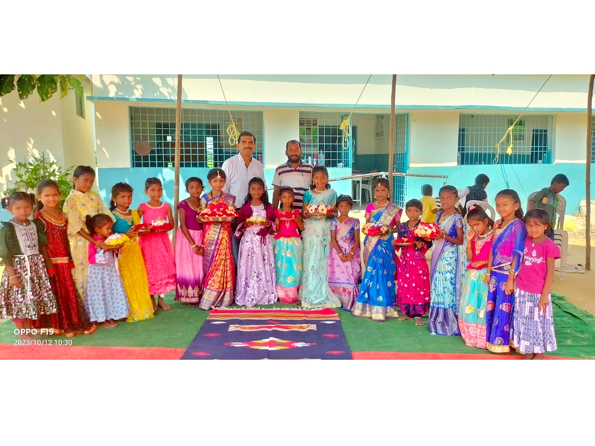 Bathukamma_20Celebrations_20IN_20Government_20Schools_20Photos_15.jpg 16