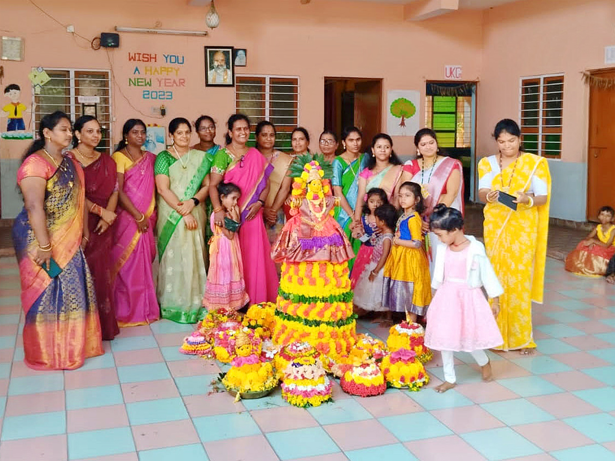 Bathukamma_20Celebrations_20IN_20Government_20Schools_20Photos_22.jpg 23