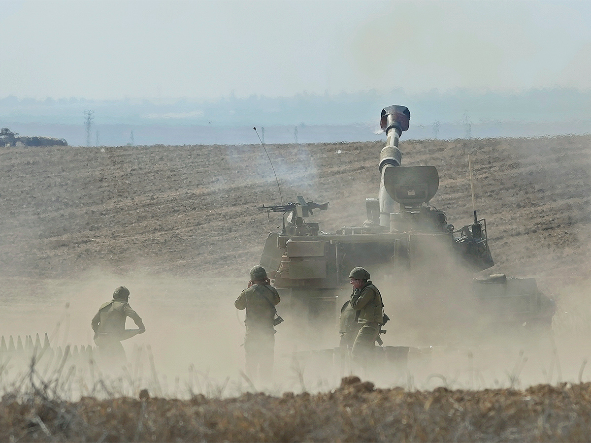Israeli_20attacks_20on_20Gaza_20Photos-12.jpg 12