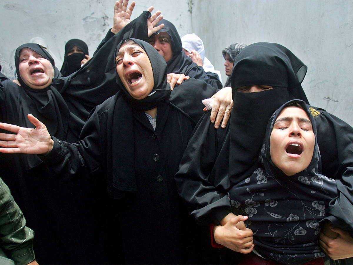 Israeli_20attacks_20on_20Gaza_20Photos-24.jpg 23