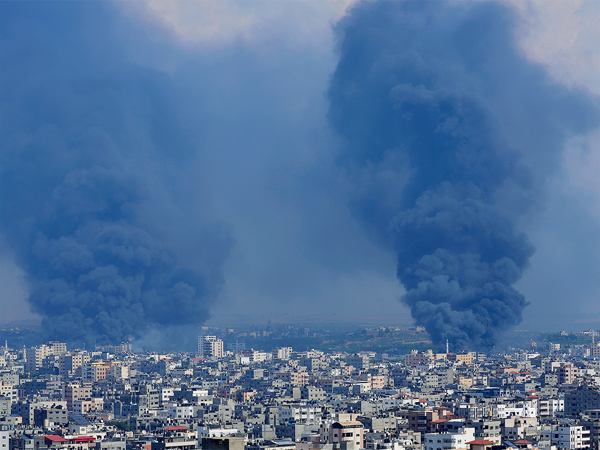 Israeli_20attacks_20on_20Gaza_20Photos-25.jpg 24