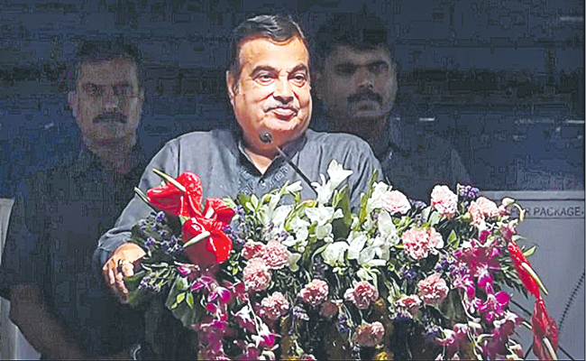 NITIN-GADKARI23.jpg
