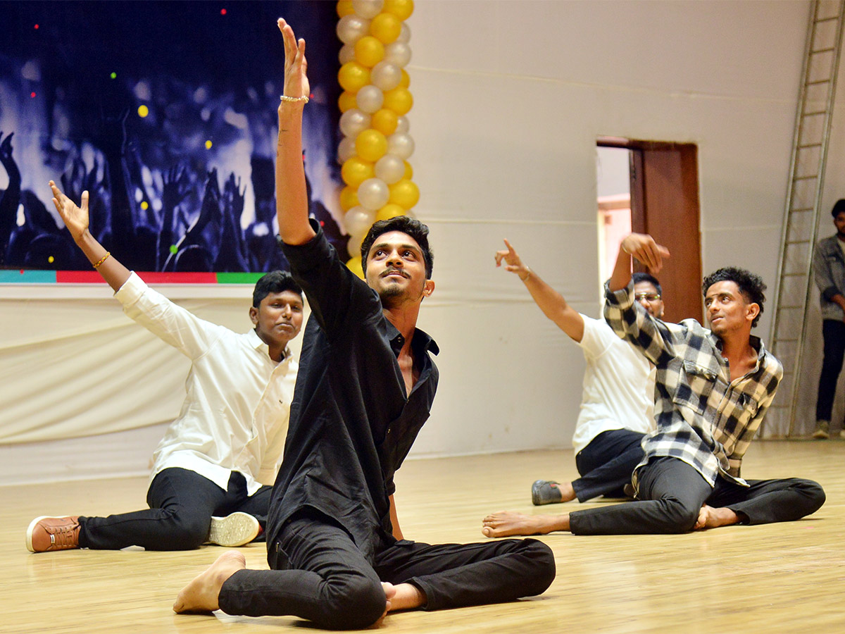 Freshers_20day_20in_20vijayawada_202023-13.jpg 12