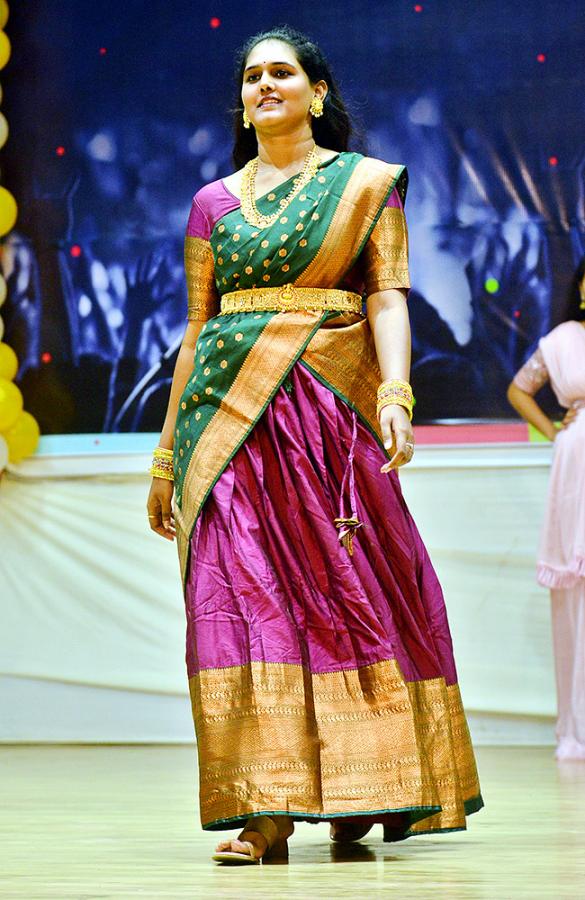 Freshers_20day_20in_20vijayawada_202023-22.jpg 21
