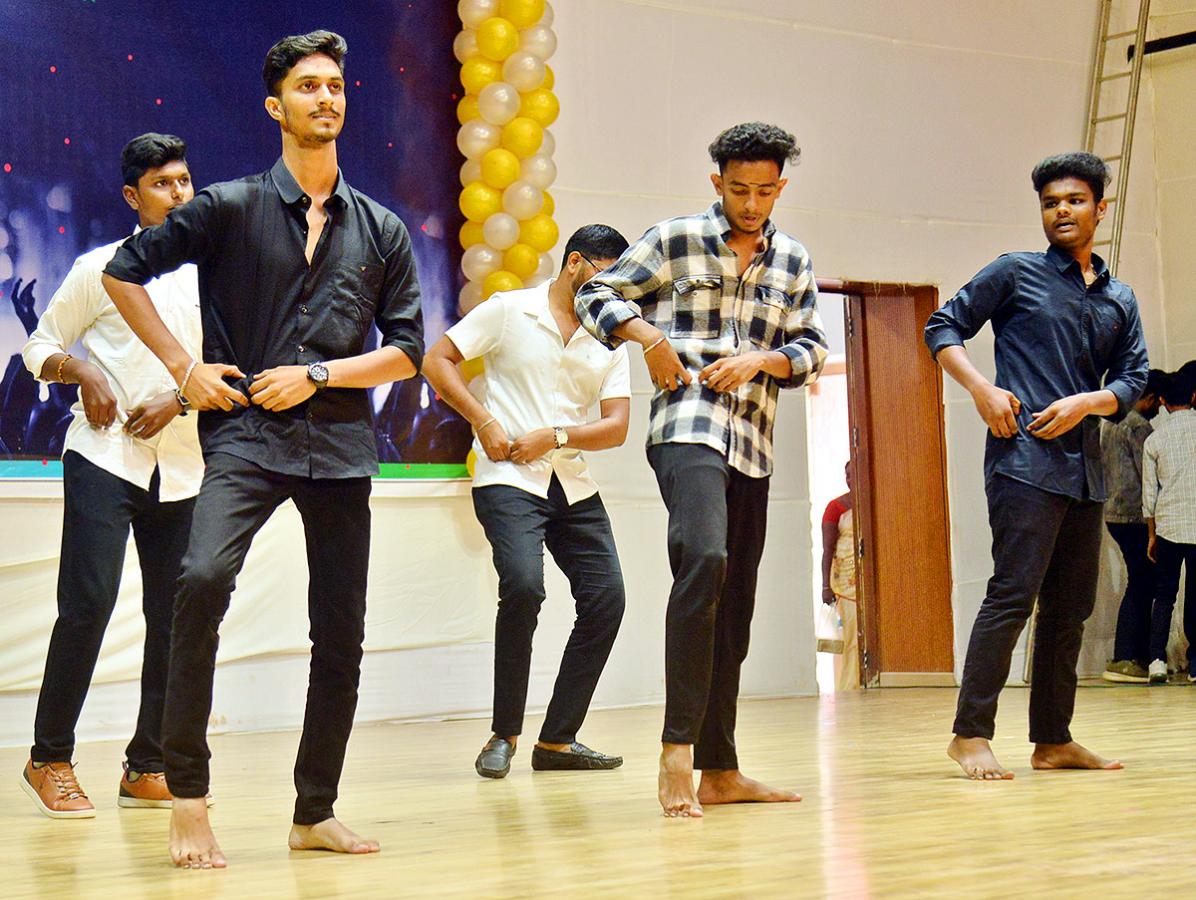 Freshers_20day_20in_20vijayawada_202023-44.jpg 26