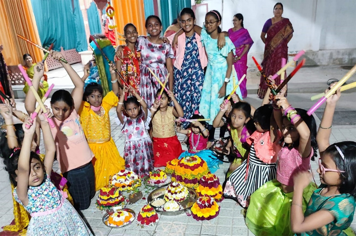 Bathukamma-2023-Celebration-Photos-38.jpg 35