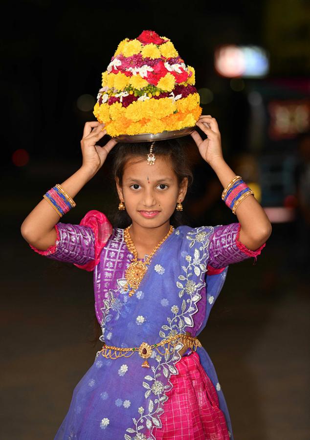 Bathukamma_202023_20Celebration_20Photos-28.jpg 25