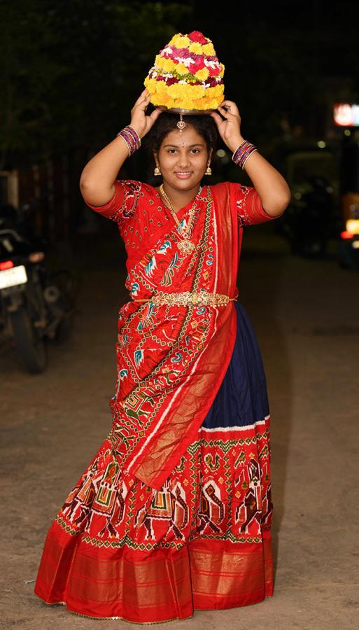 Bathukamma_202023_20Celebration_20Photos-29.jpg 26