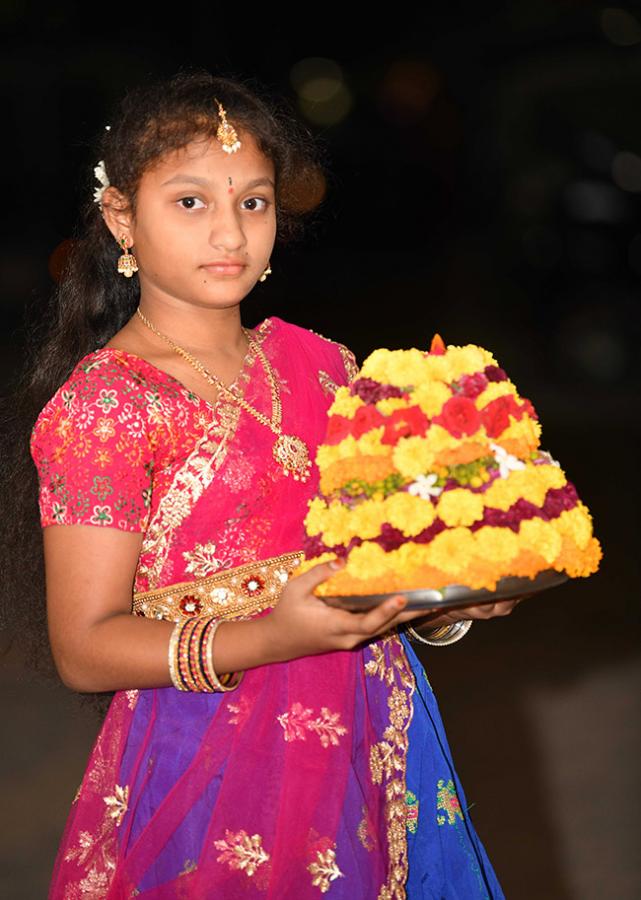 Bathukamma_202023_20Celebration_20Photos-30.jpg 27