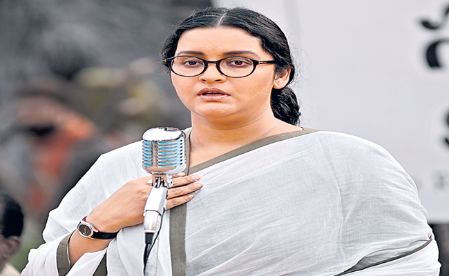Renu-Desai-_281_29.jpg