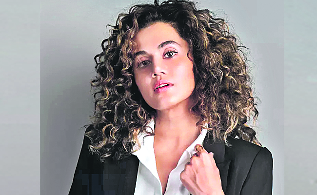 tapsee.jpg