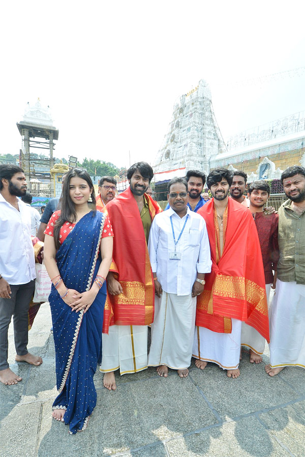 Mad_20Movie_20Team_20Visits_20Tirumala_20Photos_1.jpg 2