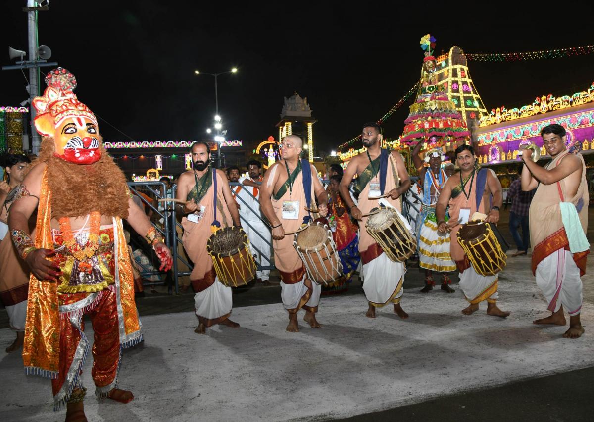 Navaratri-Brahmotsavam-2023-At-Tirumala-25.jpg 25