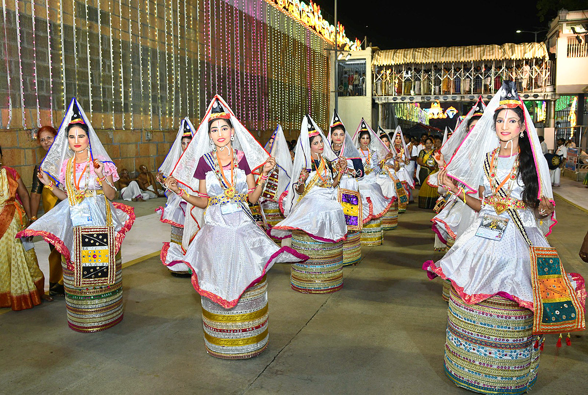 Navaratri_20Brahmotsavam_202023_20at_20Tirumala-10.jpg 10