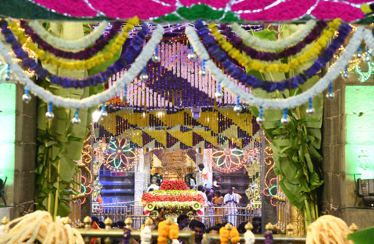 Navaratri_20Brahmotsavam_202023_20at_20Tirumala-16.jpg 16