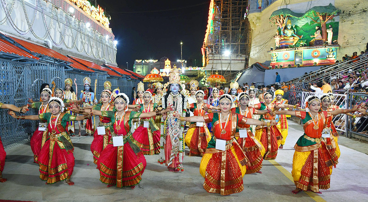 Navaratri_20Brahmotsavam_202023_20at_20Tirumala-45.jpg 44