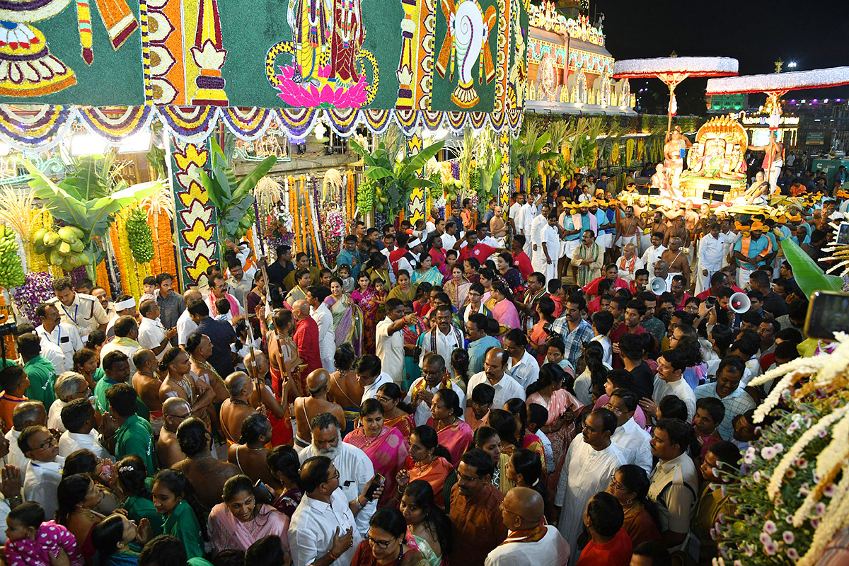 Navaratri_20Brahmotsavam_202023_20at_20Tirumala-5.jpg 5