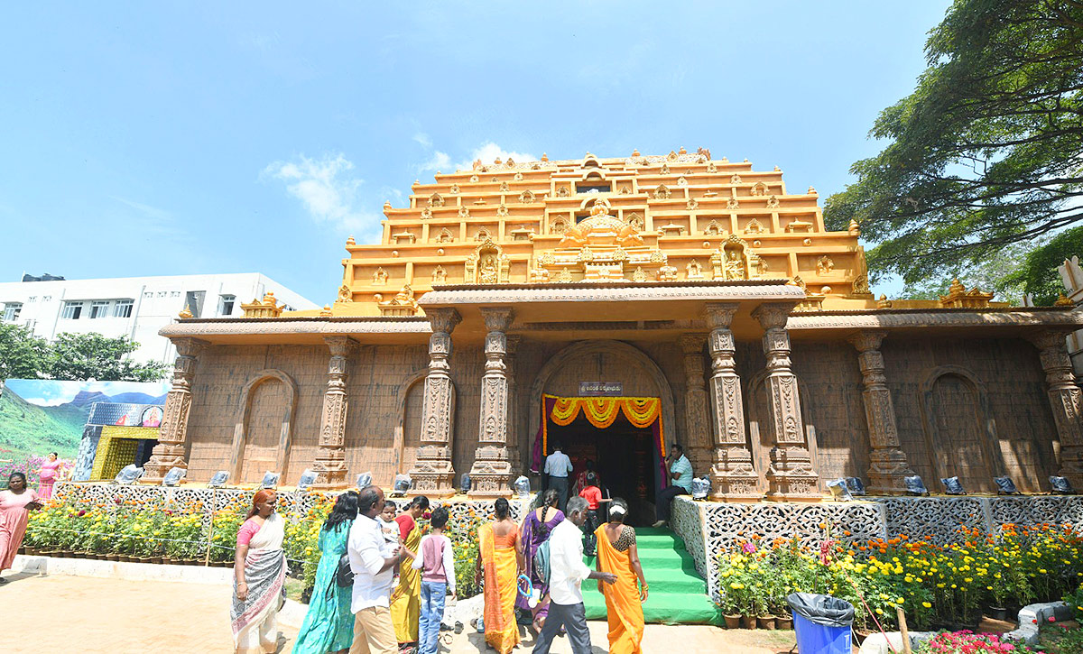 Special_20Photos_20As_20Part_20Of_20Tirumala_20Brahmotsavam-35.jpg 34