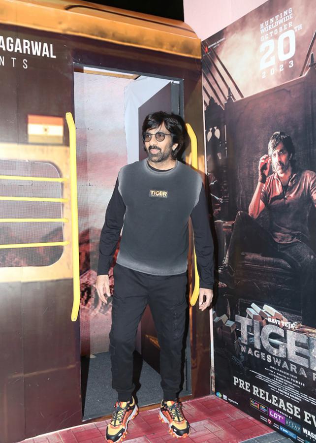 Tiger_20Nageswara_20Rao_20Pre_20Release_20Event_20Live-12.jpg 12