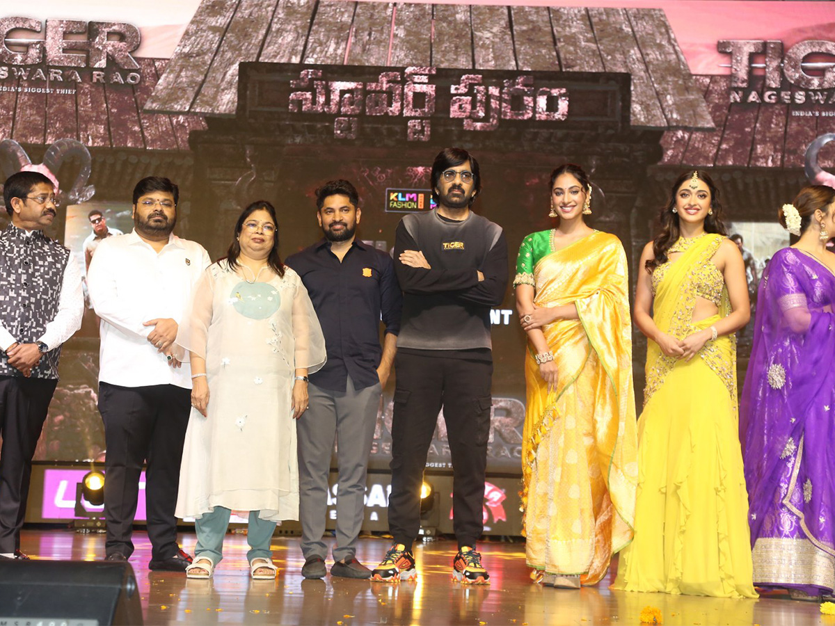 Tiger_20Nageswara_20Rao_20Pre_20Release_20Event_20Live-20.jpg 19