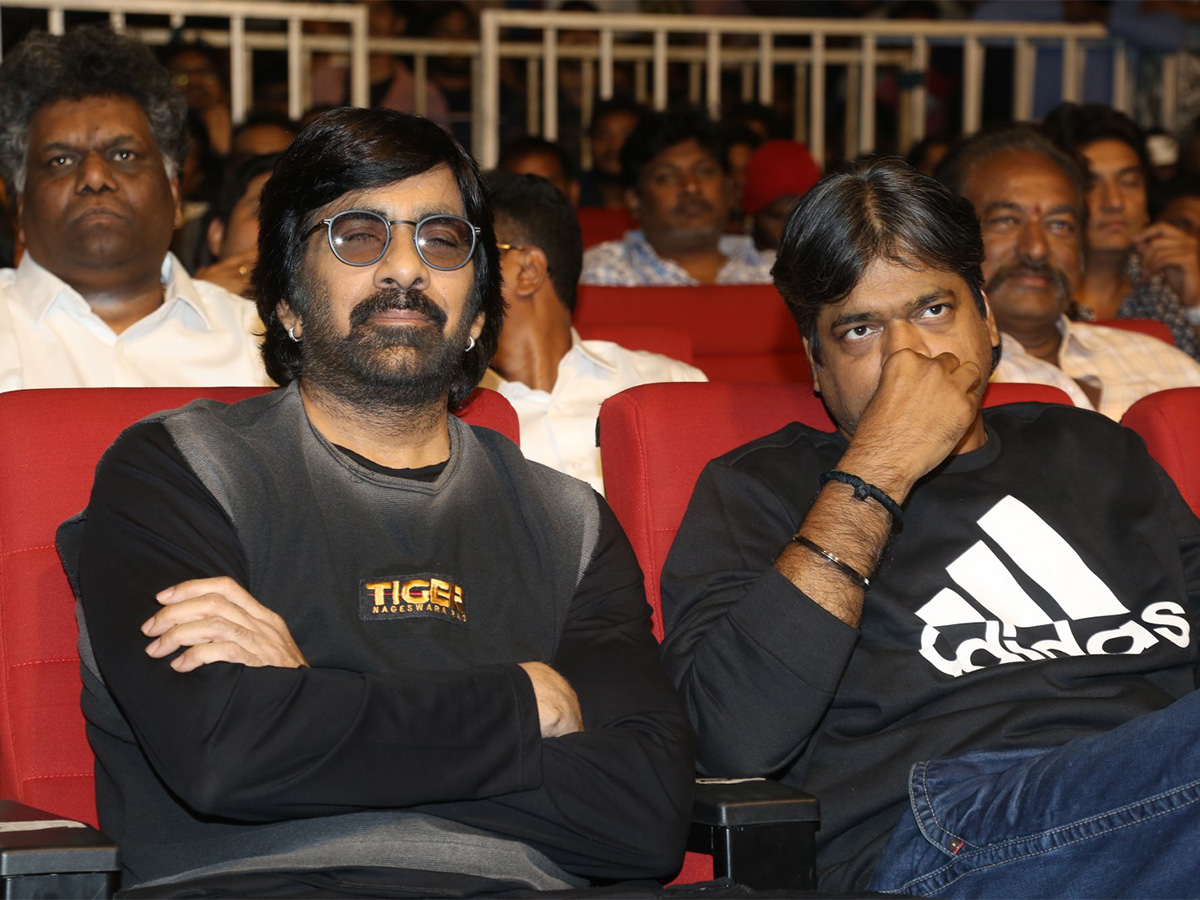 Tiger_20Nageswara_20Rao_20Pre_20Release_20Event_20Live-24.jpg 23