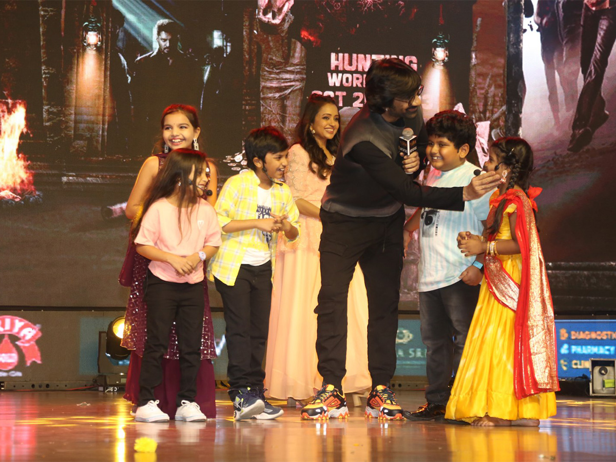 Tiger_20Nageswara_20Rao_20Pre_20Release_20Event_20Live-28.jpg 27