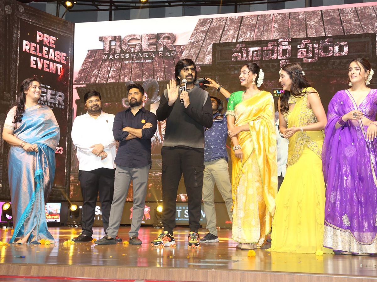 Tiger_20Nageswara_20Rao_20Pre_20Release_20Event_20Live-7.jpg 7